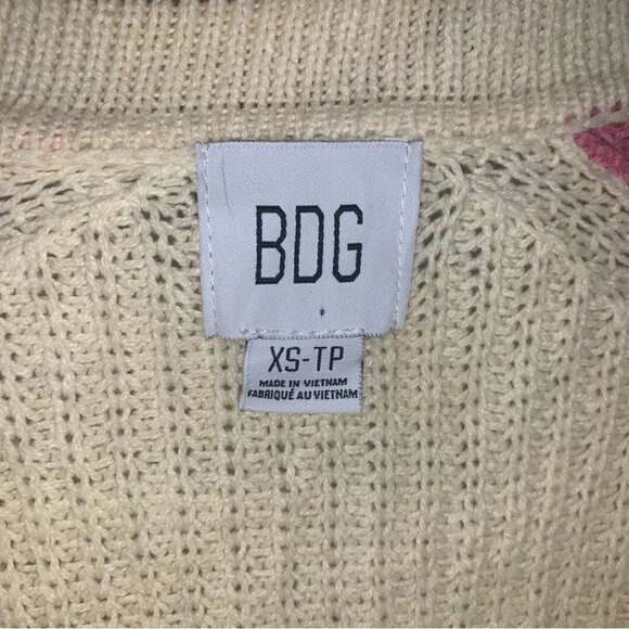 BDG Urban Outfitters Taylor Collared Sweater Size XS Cream Pink Cropped Knitted - Picture 5 of 9